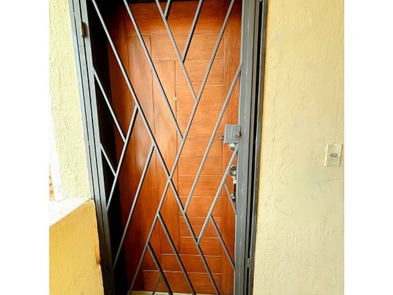 Puertas y Portones de Madera en Guadalajara